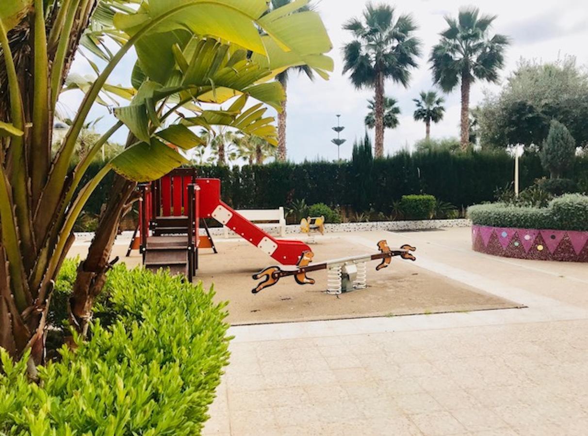 أوروبيسا ذيل مار Apartamentos Boutique Cala Blanca المظهر الخارجي الصورة